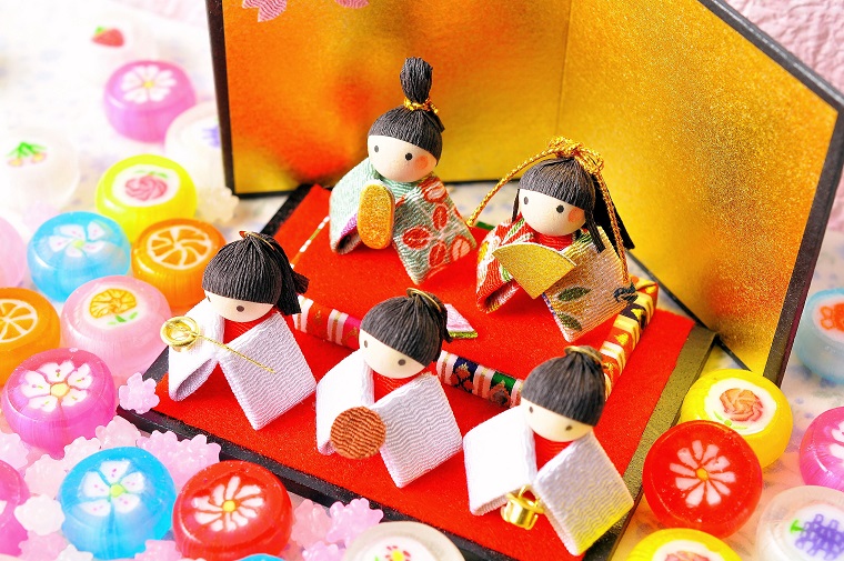ひな人形