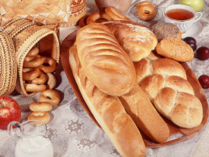 今日はパン記念日